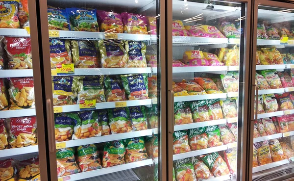 Kuala Lumpur Malaysia Maio 2018 Alimentos Processados Embalados Dispostos Grande — Fotografia de Stock