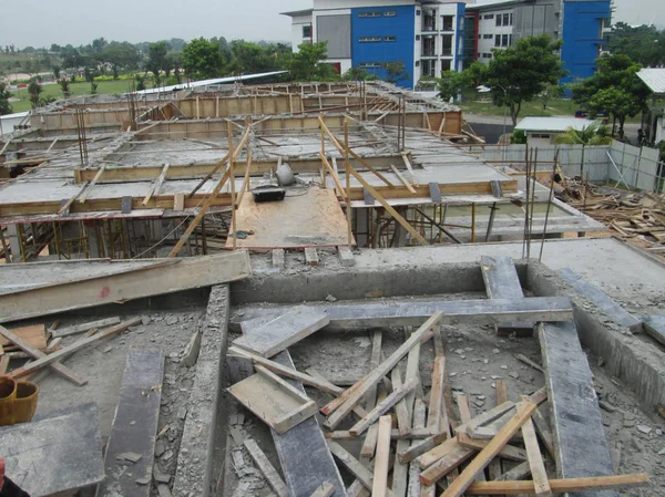 Kuala Lumpur Malajsie Prosince 2016 Vlhký Beton Dovoleno Tvrdnout Dřevěné — Stock fotografie