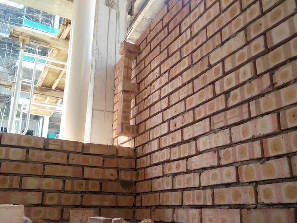 Kuala Lumpur Malaysia April 2018 Brickwall Being Erected Construction Workers — Stock Photo, Image
