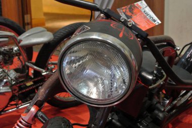 Kuala Lumpur, Malezya-31 Mart 2018: motosiklet farlar. Özellikle yeterli görme binici için gündüz ve gece sırasında vermek üzere tasarlanmış.    