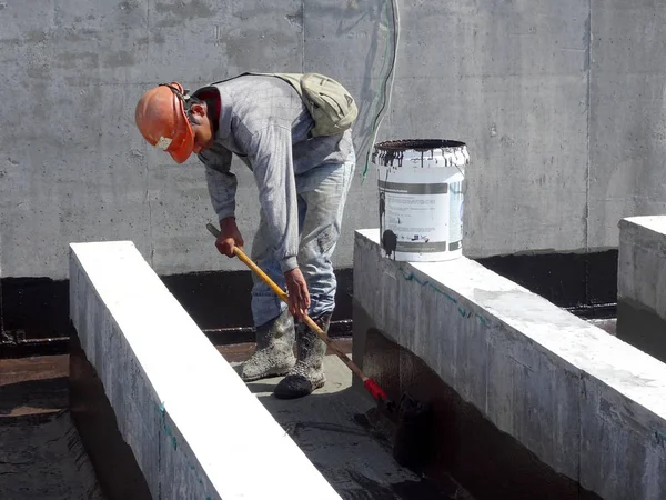 쿠알라룸푸르 말레이시아 2018 콘크리트 노동자에 콘크리트 입력에서 — 스톡 사진