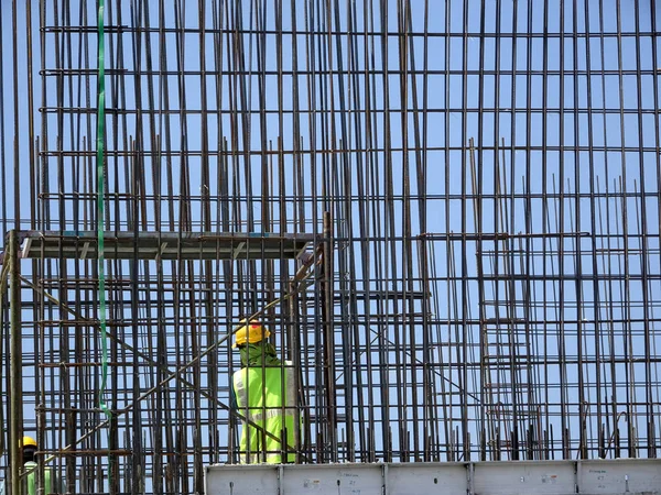 Kuala Lumpur Malezya Nisan 2018 Inşaat Işçileri Inşaat Sahasında Takviye — Stok fotoğraf