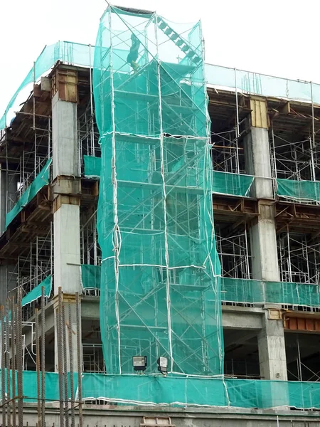 吉隆坡 马来西亚 2018年7月23日 临时通道和金属楼梯由分期和脚手架建造工地 设计的许可证建筑工 以确保它是安全的使用 — 图库照片