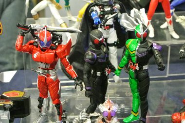 Kuala Lumpur, Malezya-7 Nisan 2018: seçili üzerinde duruldu kurgusal karakter aksiyon figürü Japon popüler serisi Kamen binici. Kamen binici çeşitli özel bağlı olarak kendi serisi ve dönemi.  