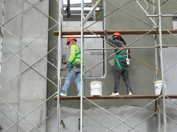 Kuala Lumpur Malaysia August 2018 Ziegelwand Die Von Bauarbeitern Mit — Stockfoto