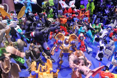 Kuala Lumpur, Malezya-07 Nisan 2018: kurgusal karakter Transformers oyuncak aksiyon figürü çizgi film üzerinden geliştirilen Hasbro tarafından 1980'lerde. Kahramanı Autobots ve antagonisti Decepticons. Görüntülemek için toplayıcı tarafından kasık.   