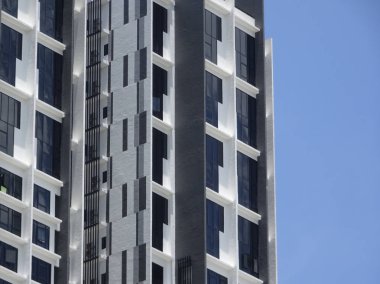 Kuala Lumpur, Malezya-19 Nisan 2017: modern cephe tasarımı ile yüksek doğmak konut daire bina. Daire konut popüler Malezya kentsel alanda özellikle. 
