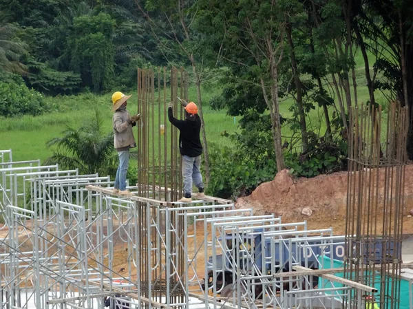 Kuala Lumpur Malaysia Agosto 2017 Trabalhadores Construção Civil Que Trabalham — Fotografia de Stock