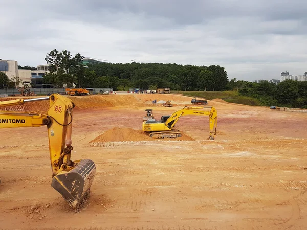 Kuala Lumpur Malasia Julio 2017 Maquinaria Pesada Haciendo Trabajos Tierra — Foto de Stock