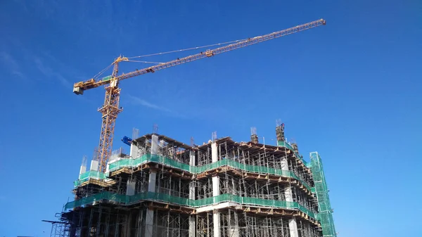 吉隆坡 马来西亚 2018年6月2日 钢筋混凝土柱作为建筑施工现场结构的一部分 立柱顶部钢筋柱准备下一阶段施工 — 图库照片
