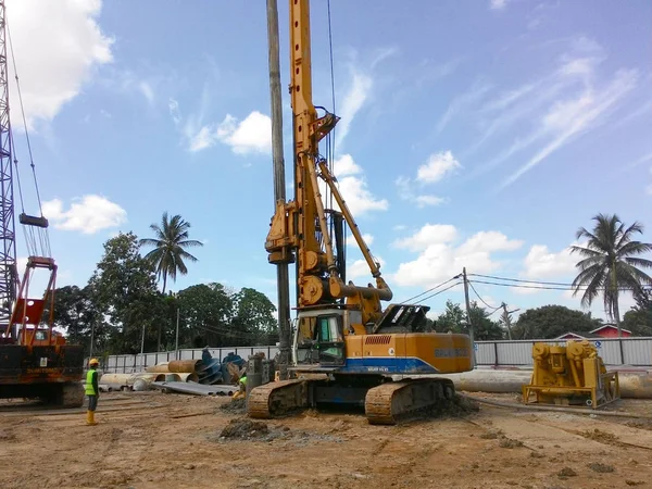 Kuala Lumpur Malasia Marzo 2017 Máquina Perforación Pilotes Sitio Construcción — Foto de Stock