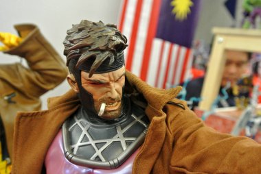 Kuala Lumpur, Malezya-31 Mart 2018: kurgusal karakterlerinden Gambiti Marvel X-men çizgi roman ve film. Halk için toplayıcı tarafından görüntülenen aksiyon figürü. 