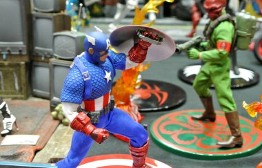 Kuala Lumpur, Malezya - 6 Ekim 2018: Kurgusal karakter aksiyon figürü Captain America Marvel çizgi roman ve film üzerinden. Halk için toplayıcı tarafından görüntülenen aksiyon figürü. 