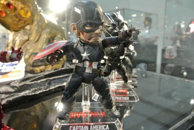 Kuala Lumpur, Malezya - 6 Ekim 2018: Kurgusal karakter aksiyon figürü Captain America Marvel çizgi roman ve film üzerinden. Halk için toplayıcı tarafından görüntülenen aksiyon figürü. 