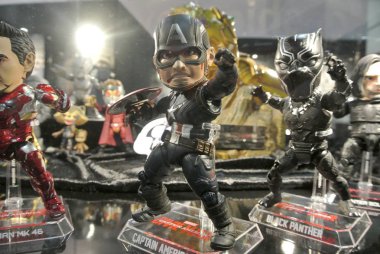 Kuala Lumpur, Malezya - 6 Ekim 2018: Kurgusal karakter aksiyon figürü Captain America Marvel çizgi roman ve film üzerinden. Halk için toplayıcı tarafından görüntülenen aksiyon figürü. 