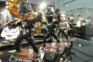 Kuala Lumpur, Malezya - 6 Ekim 2018: Kurgusal karakter aksiyon figürü Captain America Marvel çizgi roman ve film üzerinden. Halk için toplayıcı tarafından görüntülenen aksiyon figürü. 