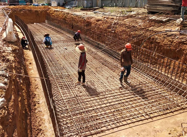 Kuala Lumpur Malezya Mart 2016 Inşaat Işçileri Formu Takviye Beton — Stok fotoğraf