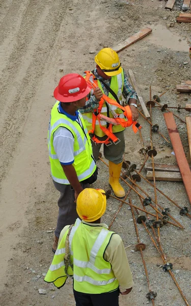 Selangor Malaisie Mai 2016 Groupe Travailleurs Construction Sur Chantier Portant — Photo