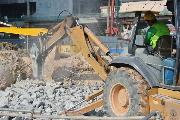 Johor Malaysia June 2015 Concrete Hacking Machine Used Crush Waste — Stock Photo, Image