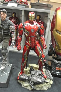 Kuala Lumpur, Malezya-6 Ekim 2018: seçili Iron Man Marvel çizgi roman ve film Iron Man karakter aksiyon figürü ile duruldu. Halk için toplayıcı tarafından görüntülenen. 