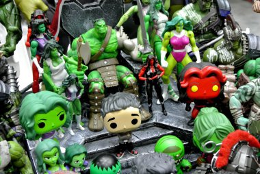 Kuala Lumpur, Malezya-6 Ekim 2018: seçili, Hulk karakter aksiyon figürlerini Marvel çizgi üzerinden duruldu. Aksiyon figürleri hulk karakterler çeşitli ile gelir