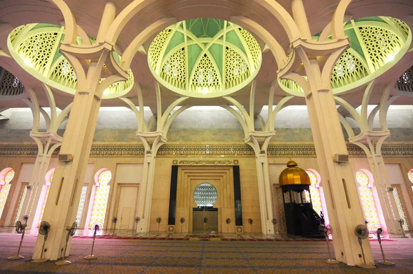 Sarawak Malaysia Outubro 2014 Interior Mesquita Estatal Sarawak Mesquita Tem — Fotografia de Stock