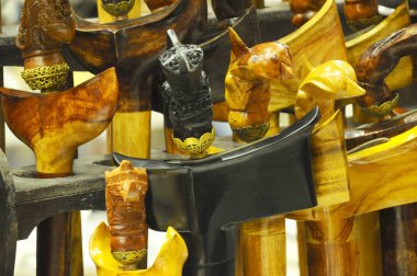 Kuala Lumpur, Malezya-6 Ekim 2018: Keris Malezya Malay toplumun geleneksel bir silah olduğunu. El ile seçilen demir kullanılarak yapılır. Kolu ahşap veya Fildişi yapılmış.