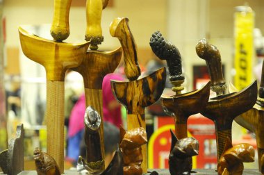 Kuala Lumpur, Malezya-6 Ekim 2018: Keris Malezya Malay toplumun geleneksel bir silah olduğunu. El ile seçilen demir kullanılarak yapılır. Kolu ahşap veya Fildişi yapılmış.