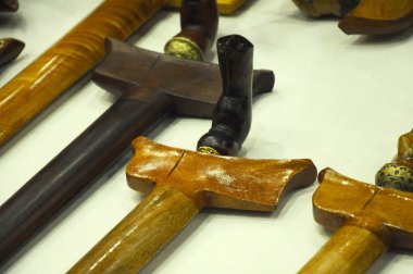 Kuala Lumpur, Malezya-6 Ekim 2018: Keris Malezya Malay toplumun geleneksel bir silah olduğunu. El ile seçilen demir kullanılarak yapılır. Kolu ahşap veya Fildişi yapılmış.