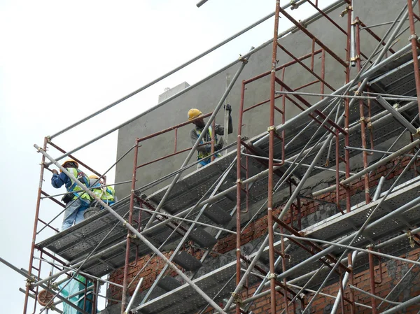 Kuala Lumpur Malaysia August 2018 Ziegelwand Die Von Bauarbeitern Mit — Stockfoto