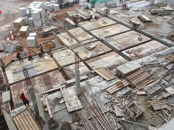 ジョホール州 マレーシア 2016 建設現場で労働者によって建設木材 合板から作られた木材工法 — ストック写真