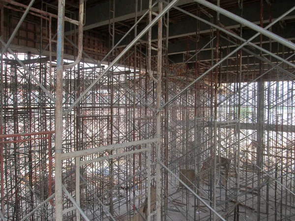 Kuala Lumpur Malaysia July 2017 Metal Scaffolding Installed Construction Workers — Stock Photo, Image