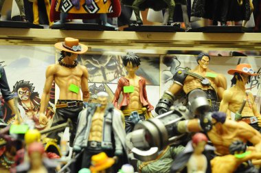 Kuala Lumpur, Malezya-6 Ekim 2018: Seçili çizgi roman kahramanları aksiyon figürü Japon ünlü tek parça anime üzerinden duruldu. Toplayıcı tarafından kamu için ekran. 