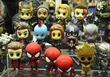 Kuala Lumpur, Malezya-6 Ekim 2018: seçili şirin ve küçük İntikamcılar süper kahraman karakter aksiyon figürü Iron Man Marvel çizgi roman ve film, odaklanmış. Halk için toplayıcı tarafından görüntülenen. 