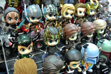 Kuala Lumpur, Malezya-6 Ekim 2018: seçili şirin ve küçük İntikamcılar süper kahraman karakter aksiyon figürü Iron Man Marvel çizgi roman ve film, odaklanmış. Halk için toplayıcı tarafından görüntülenen. 