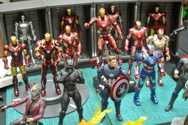 Kuala Lumpur, Malezya-6 Ekim 2018: seçili şirin ve küçük İntikamcılar süper kahraman karakter aksiyon figürü Iron Man Marvel çizgi roman ve film, odaklanmış. Halk için toplayıcı tarafından görüntülenen. 