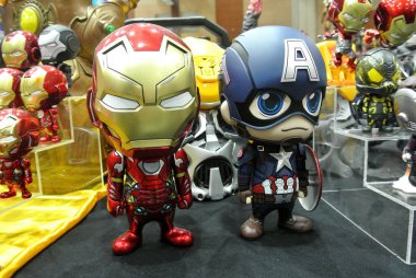 Kuala Lumpur, Malezya-6 Ekim 2018: seçili şirin ve küçük İntikamcılar süper kahraman karakter aksiyon figürü Iron Man Marvel çizgi roman ve film, odaklanmış. Halk için toplayıcı tarafından görüntülenen. 