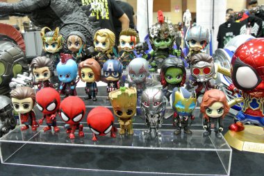 Kuala Lumpur, Malezya-6 Ekim 2018: seçili şirin ve küçük İntikamcılar süper kahraman karakter aksiyon figürü Iron Man Marvel çizgi roman ve film, odaklanmış. Halk için toplayıcı tarafından görüntülenen. 