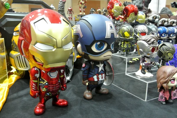 Kuala Lumpur, Malezya-6 Ekim 2018: seçili şirin ve küçük İntikamcılar süper kahraman karakter aksiyon figürü Iron Man Marvel çizgi roman ve film, odaklanmış. Halk için toplayıcı tarafından görüntülenen. 
