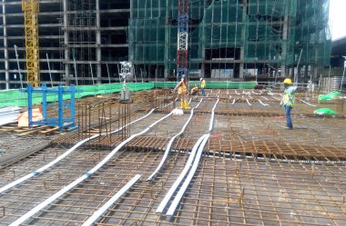 Malacca, Malaysia-13 Haziran 2016: şantiye gündüz sırasında Malacca, Malaysia, sürüyor. Günlük aktivite devam ediyor. 