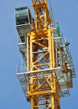 Perak, Malezya-27 Temmuz 2016: Perak, Malezya inşaat sahasında ağır yük taşıma için kullanılan Vinçler   