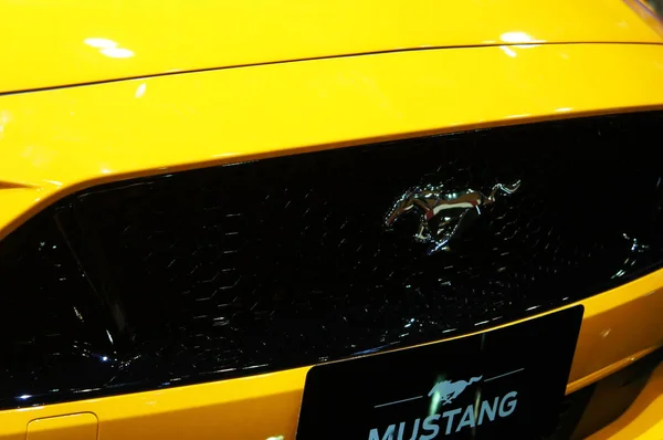 Kuala Lumpur Malaysia November 2017 Selecionado Focado Emblema Carro Mustang — Fotografia de Stock