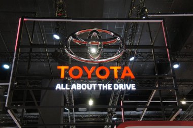 Kuala Lumpur, Malezya-23 Mart 2018: seçilen Toyota ticari marka amblemi ve logolar üzerinde duruldu. Toyota Japonya'dan dünyanın ünlü ve en büyük otomobil üreten biridir.   