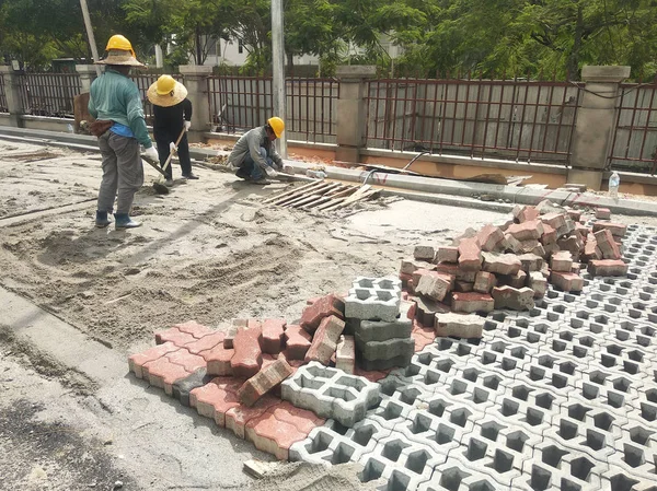 Kuala Lumpur Malaysia November 2017 Trabalhadores Construção Civil Que Instalam — Fotografia de Stock