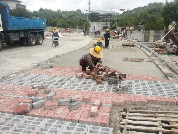 Kuala Lumpur Malaysia November 2017 Construction Workers Installing Arranging Precast — стоковое фото