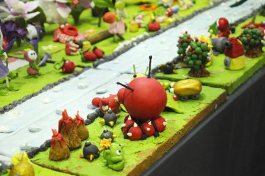 Kuala Lumpur, Malezya-25 Ağustos 2018: seçili üzerinde duruldu çocuklar kurgusal karakter modeli renkli hamuru çamurdan yapılan. 