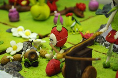 Kuala Lumpur, Malezya-25 Ağustos 2018: seçili üzerinde duruldu çocuklar kurgusal karakter modeli renkli hamuru çamurdan yapılan. 