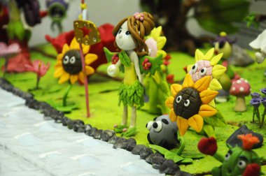 Kuala Lumpur, Malezya-25 Ağustos 2018: seçili üzerinde duruldu çocuklar kurgusal karakter modeli renkli hamuru çamurdan yapılan. 