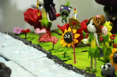 Kuala Lumpur, Malezya-25 Ağustos 2018: seçili üzerinde duruldu çocuklar kurgusal karakter modeli renkli hamuru çamurdan yapılan. 