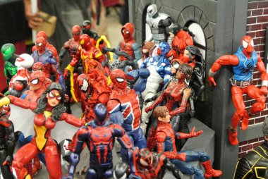 Kuala Lumpur, Malezya-31 Mart 2018: seçili Marvel çizgi eylem rakam çağrı Spider-man duruldu. Avengers takım biriydi. Aksiyon figürleri toplayıcı tarafından biraraya. 